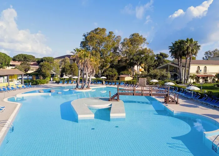 Surrounded By Greenery With Swimming Pool In Just 600 Meters From The Sea Arborea